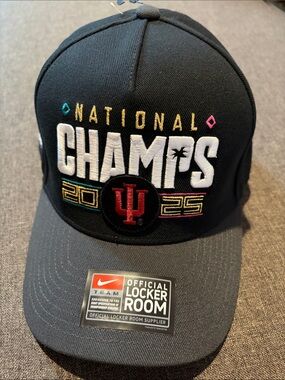 NEW ❤️ IU 🏈 NATIONAL CHAMPS 2025 Nike Official Locker Room Cap! Men’s M/L